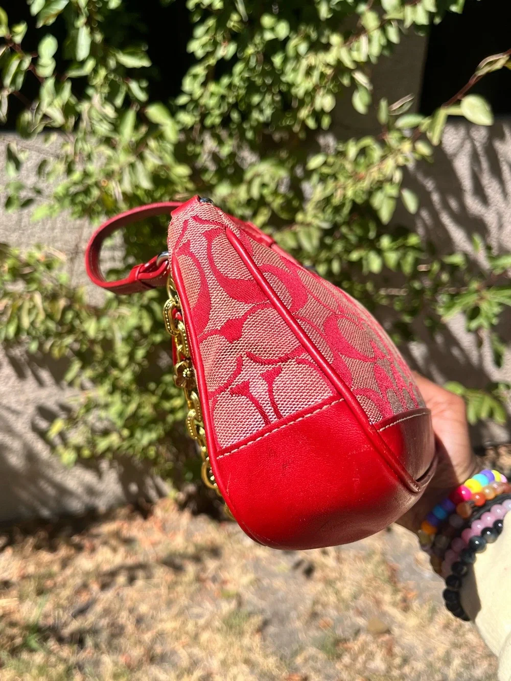 Coach color red